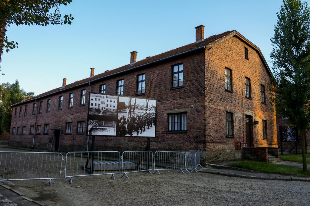 De Berlim para Auschwitz: visitar memorial do campo de concentração